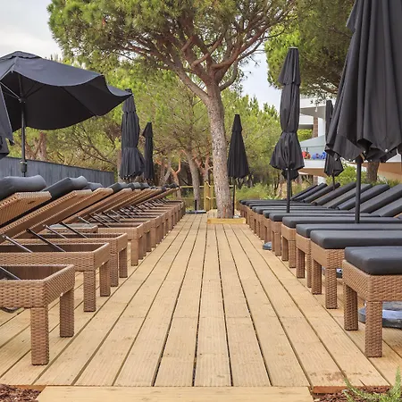 Отель Octant Praia Verde