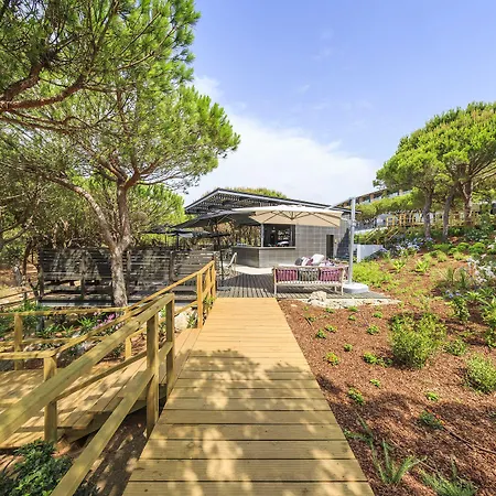 Отель Octant 4*